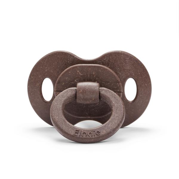 Lutt – Bamboo Pacifier – Chocolate Chocolate 3+kuud ümar lateks Elodie Details pambusest